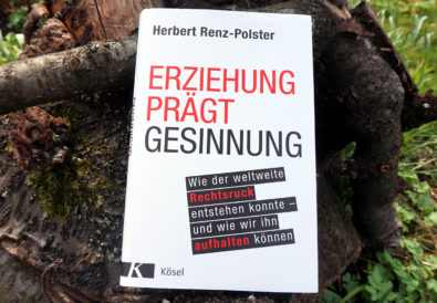 Rezension: Buch "Erziehung prägt Gesinnung" Cover